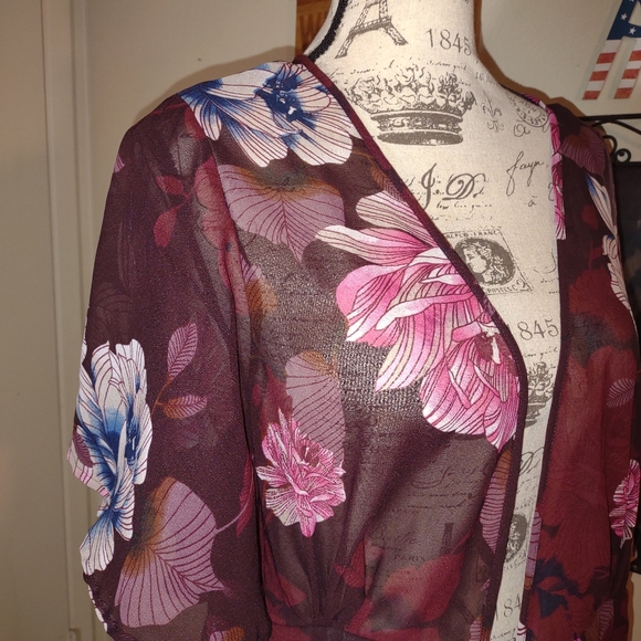 "Live 4 TRUTH" Duster/ Cardigan/Swim Cover/Robe, size 1X, semi-sheer - Picture 9 of 11